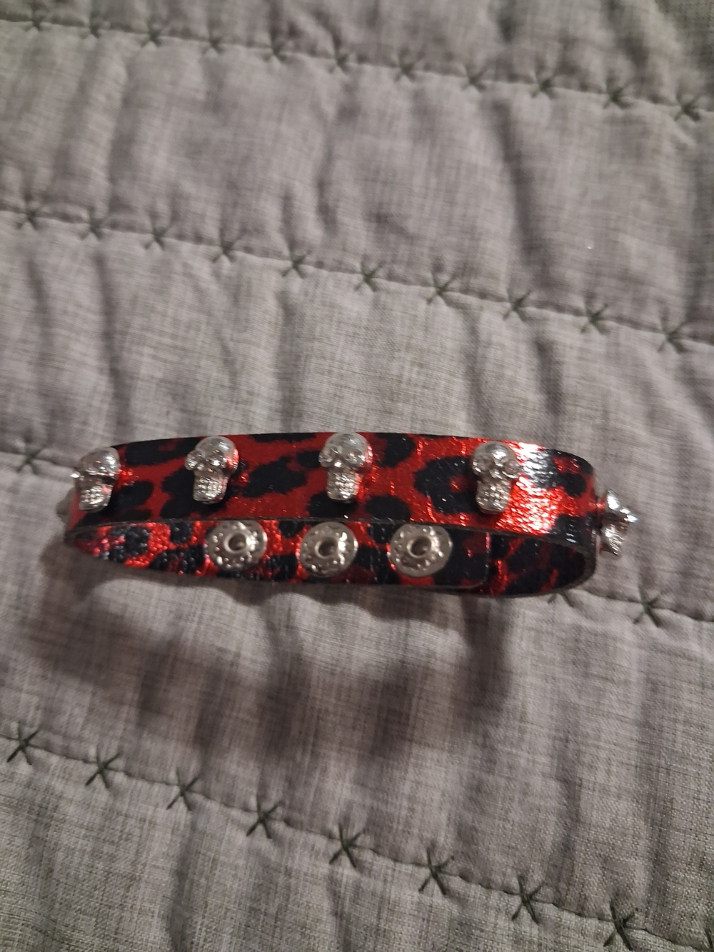 Hot Topic Red and Black Leopard Skull Wrap Bracelet